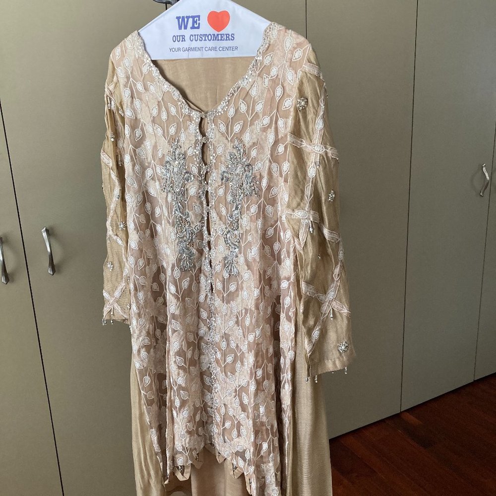 Pakistani Fancy 3 Piece Suit